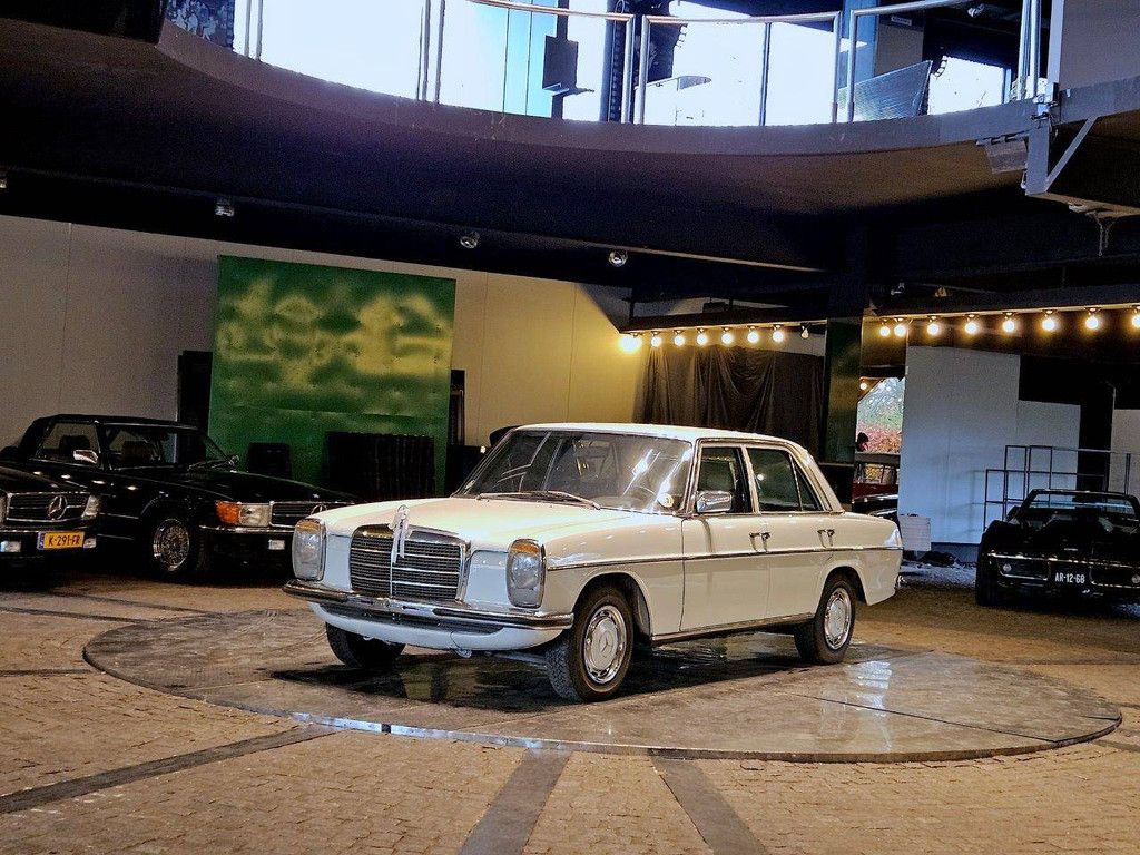 Mercedes-Benz 230 (W115)/8 Petrol 1974