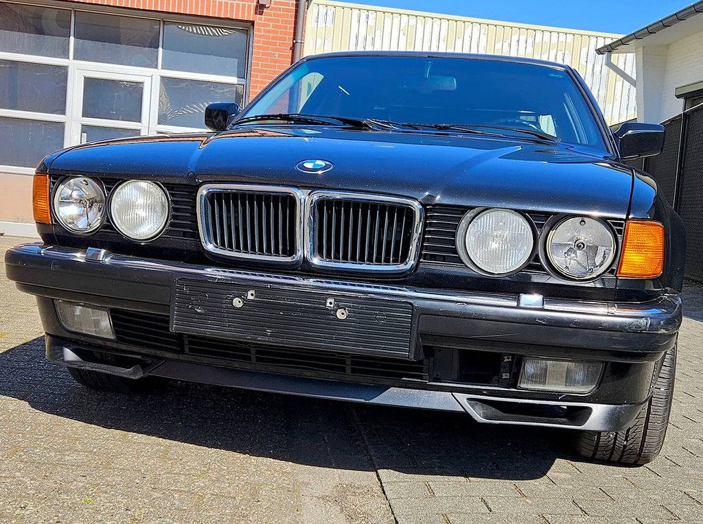 BMW 750iL Benzine 1992 (Marge)