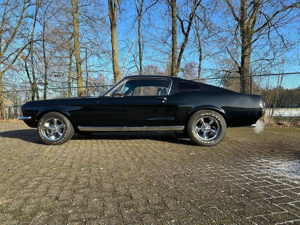 Oldtimer Ford Mustang Fastback 1967