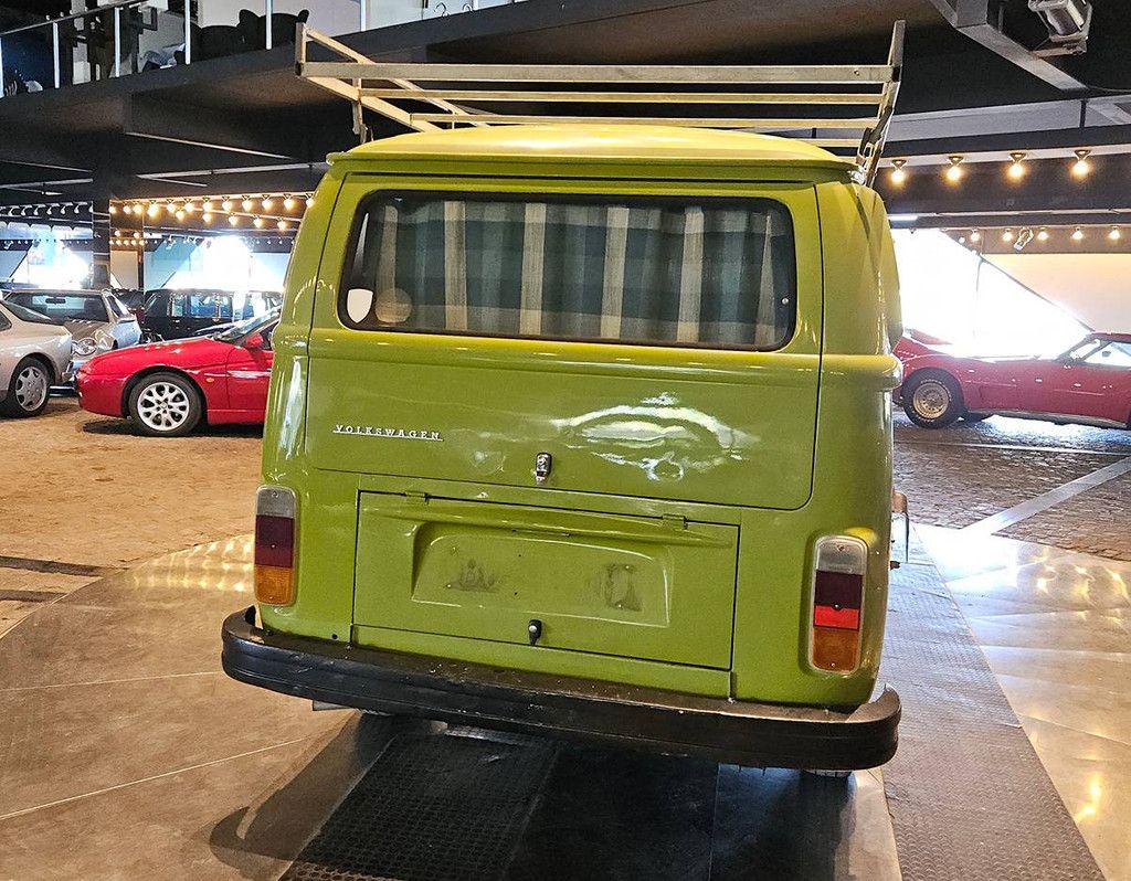 Volkswagen T2 _ 1.6 (Margin)