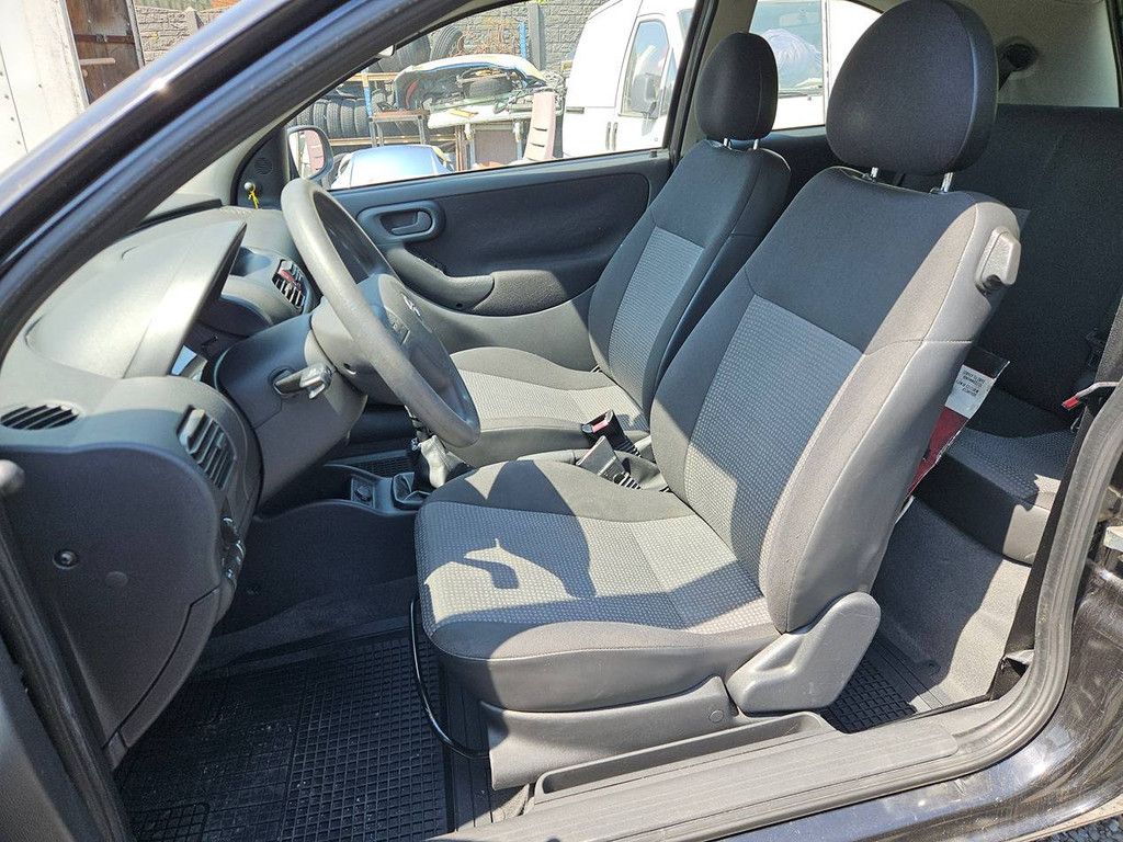 Opel Corsa 1.0 (Margin)