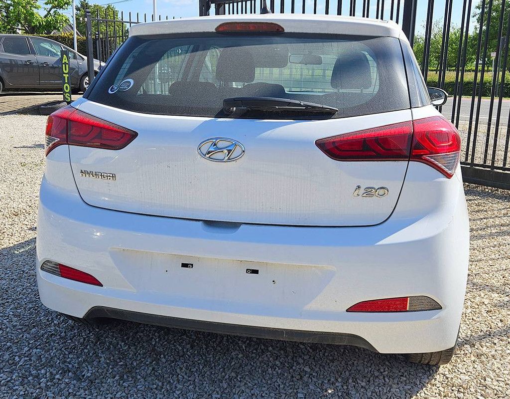 Hyundai i20 1.2 (ongevalwagen/ project-basis) (Marge)