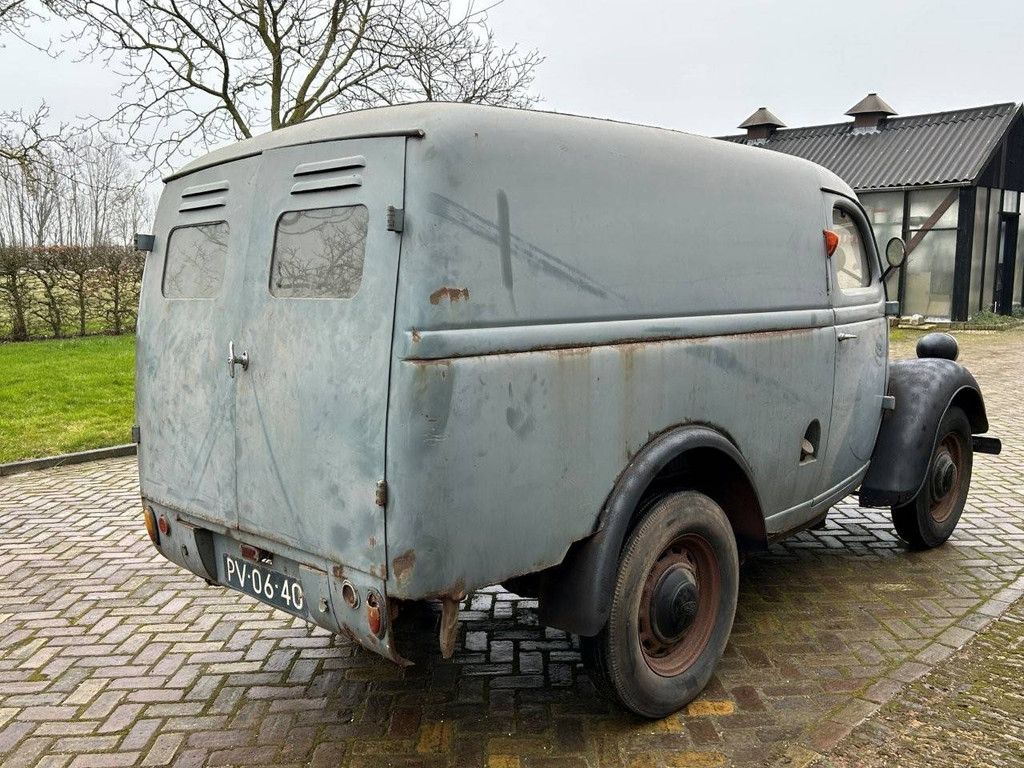 Fordson E83W 10CWT Benzin 1950 (Marge)