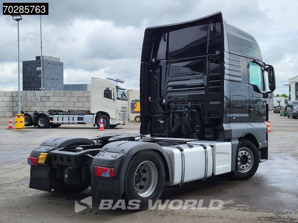 MAN TGX 18.470 4X2 XXL 2x Tanks Retarder Navi Standklima ACC