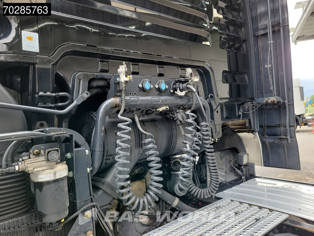 MAN TGX 18.470 4X2 XXL 2x Tanks Retarder Navi Standklima ACC