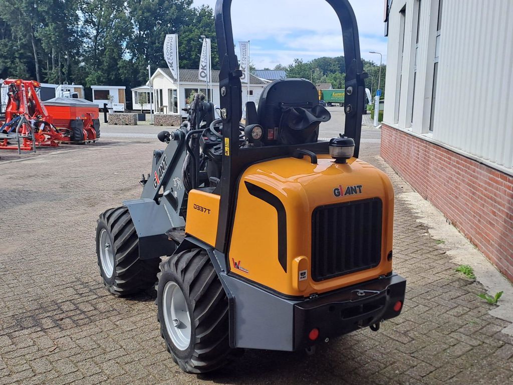 Giant D337T