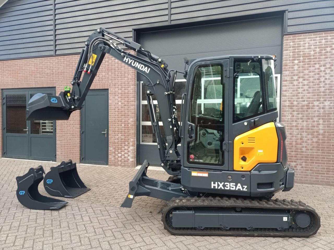 Hyundai graafmachine/ minigravers leverbaar evt met DKS va 2.5t