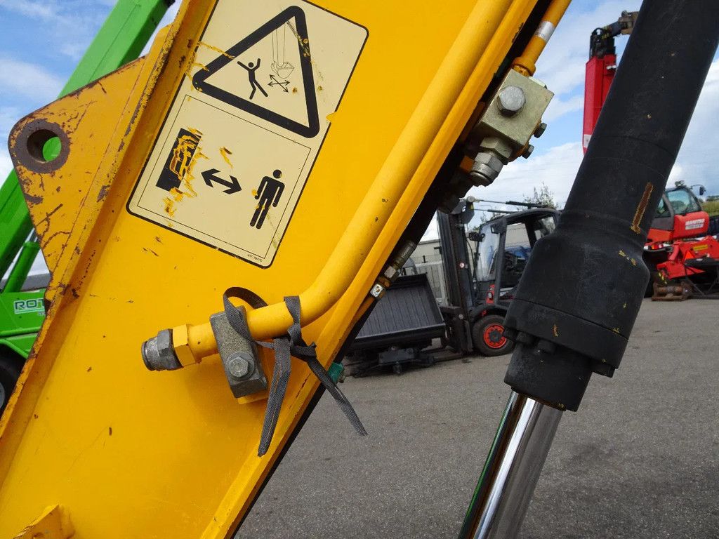 JCB JZ140