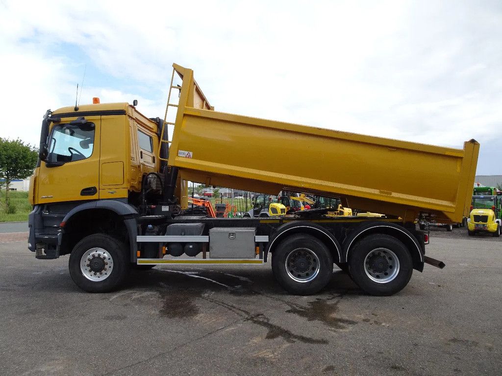 Mercedes-Benz Arocs 3552 3545