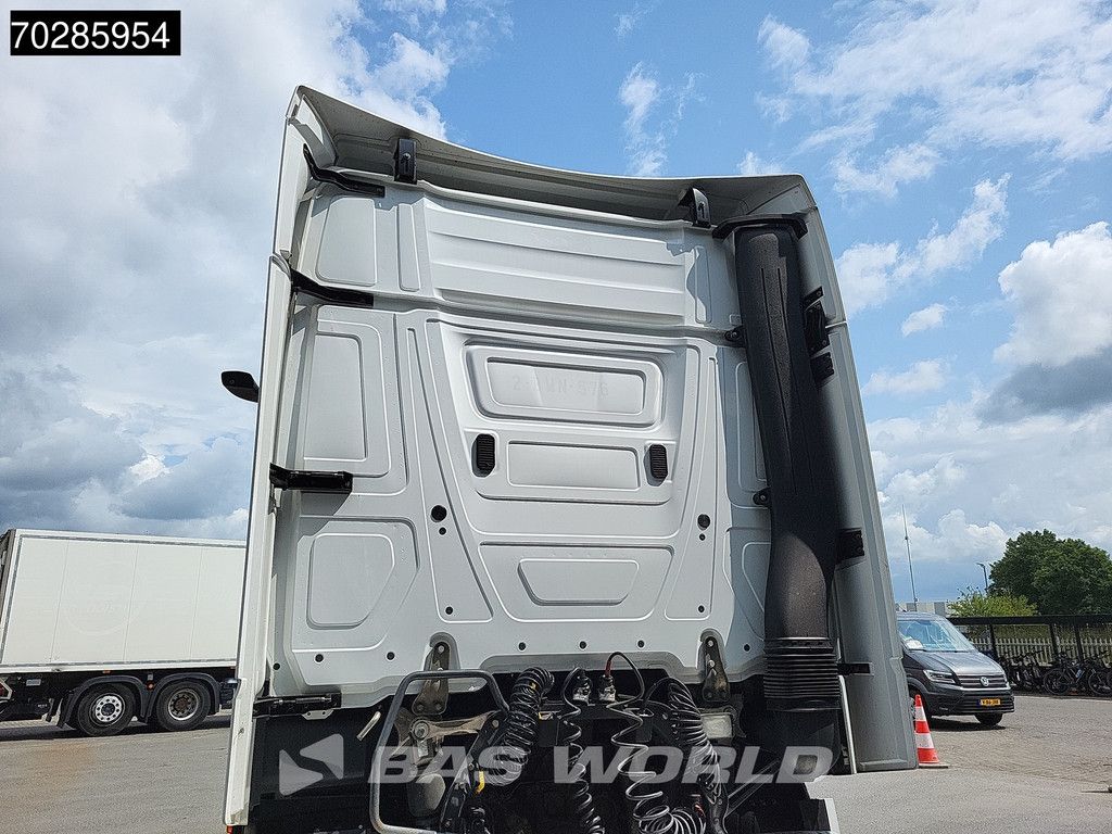Mercedes Actros 1848 4X2 BigSpace Retarder Mirrorcam 2x Tanks Standklima Euro 6