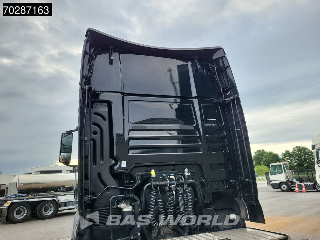 MAN TGX 18.470 4X2 XXL Retarder 2x Tanks Standklima ACC Navi Euro 6