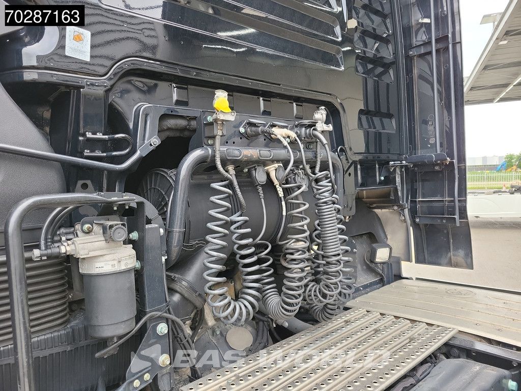 MAN TGX 18.470 4X2 XXL Retarder 2x Tanks Standklima ACC Navi Euro 6