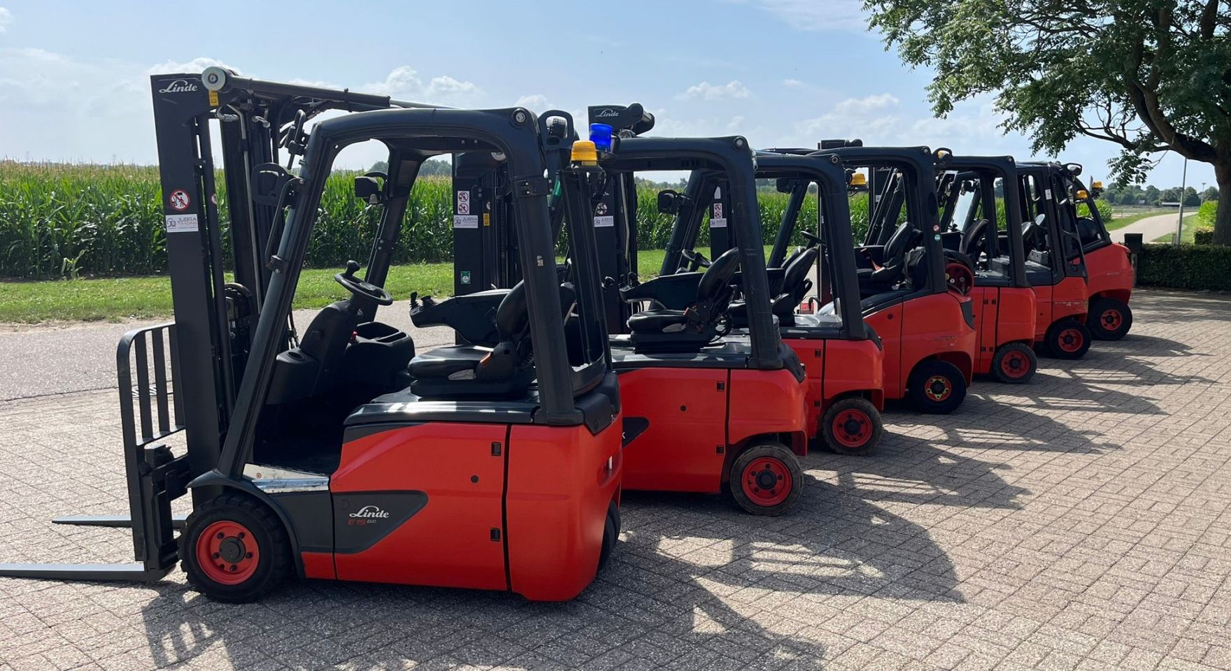 Linde Heftrucks Elektrisch & LPG. Uit Voorraad Leverbaar!