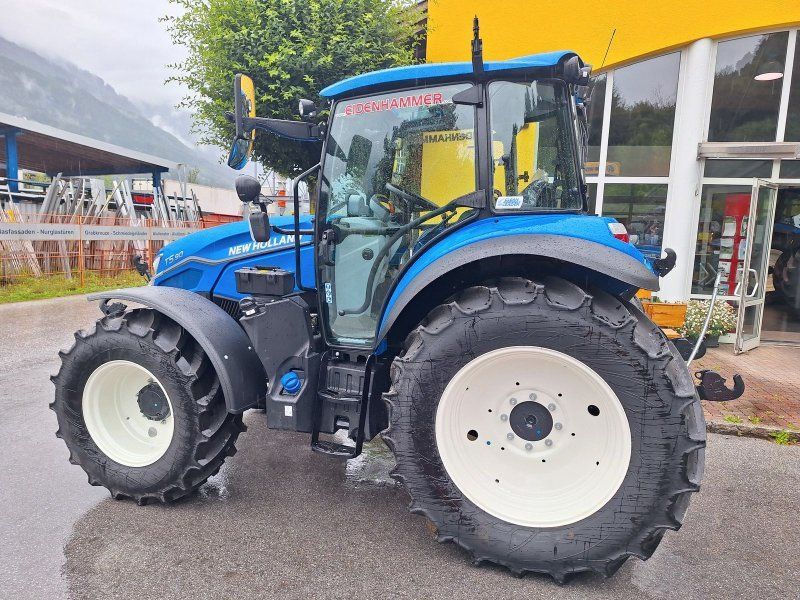 New Holland T5.90 Hi-LO LAGERMASCHINE