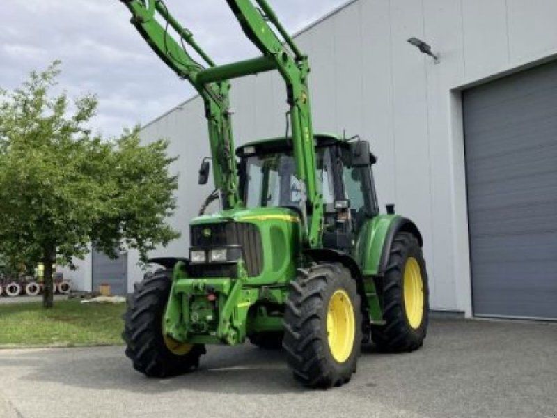 John Deere 6120