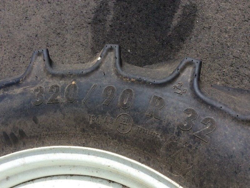 Trinker 320/90-R32