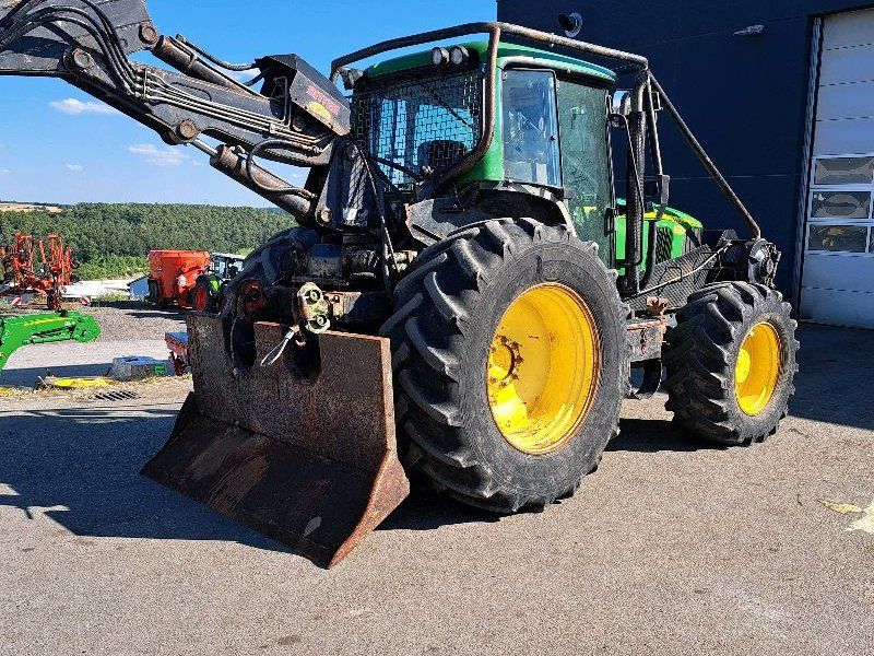 John Deere 6520 im Kundenauftrag