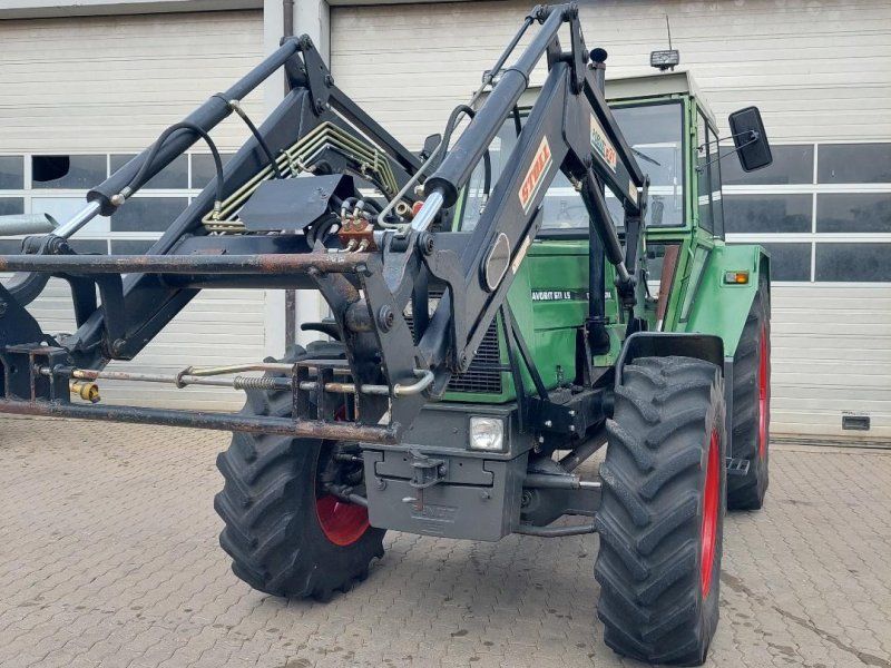 Fendt Favorit 611 LS