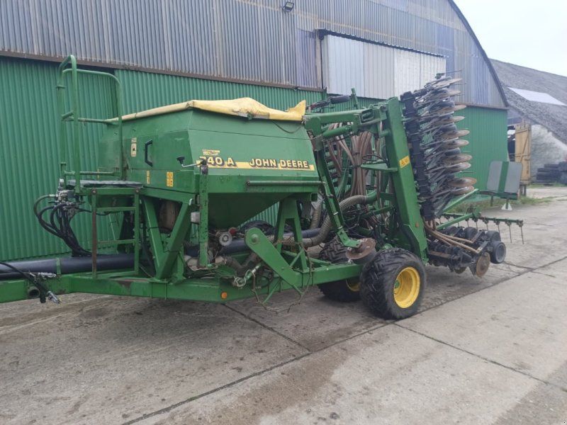 John Deere 740A