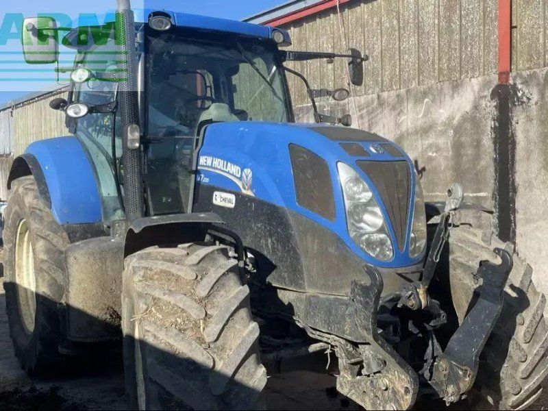 New Holland t7,200