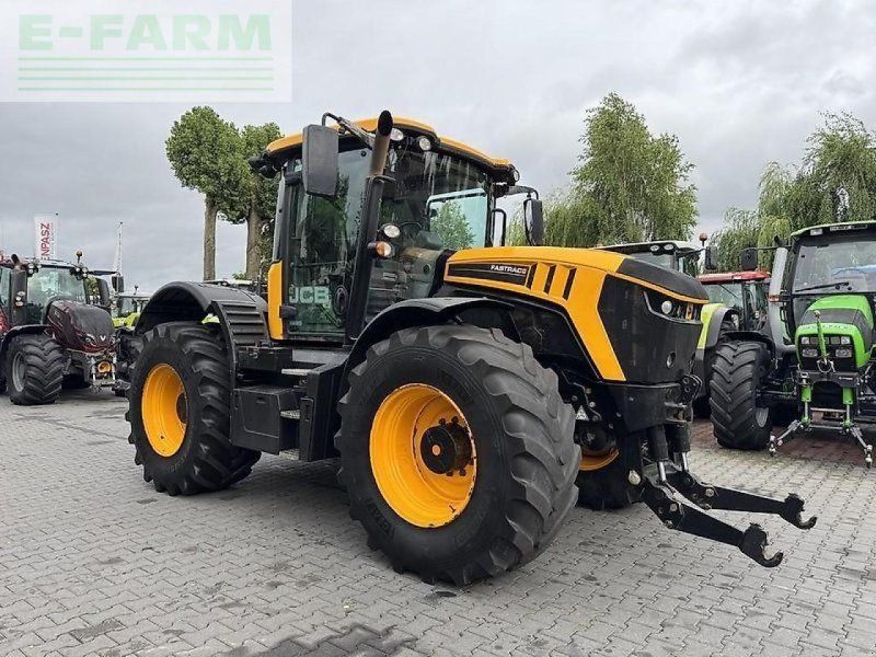 JCB fastrac 4220