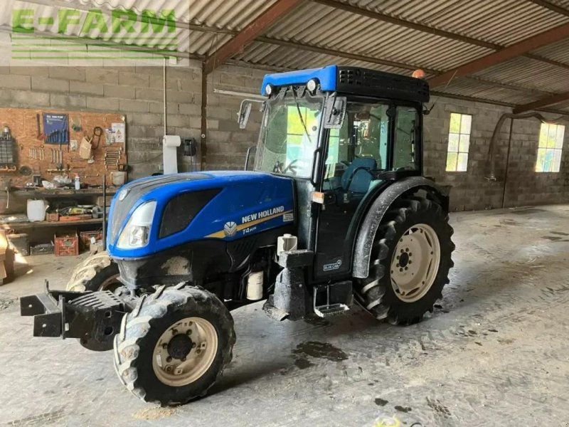 New Holland tracteur
