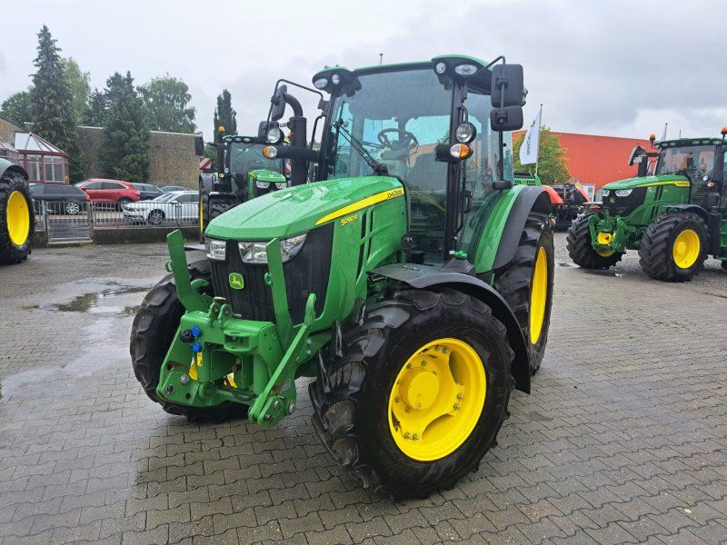 John Deere 5090R
