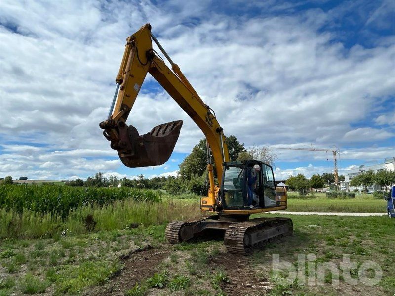 JCB JS 200 L