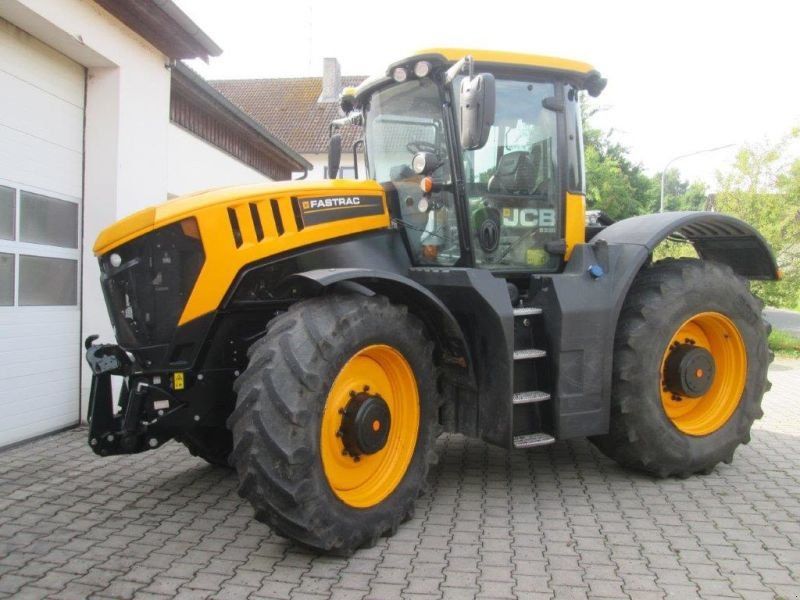 JCB 8330