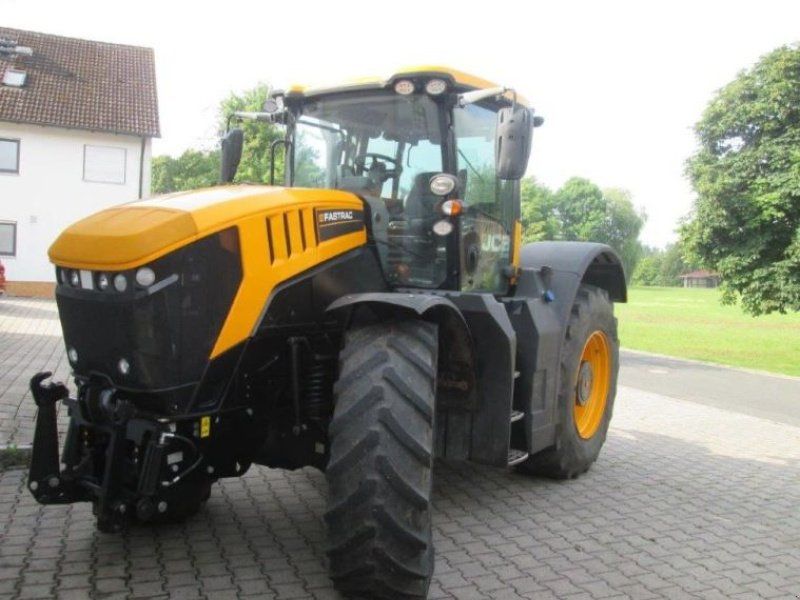 JCB 8330