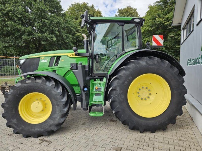 John Deere 6R195