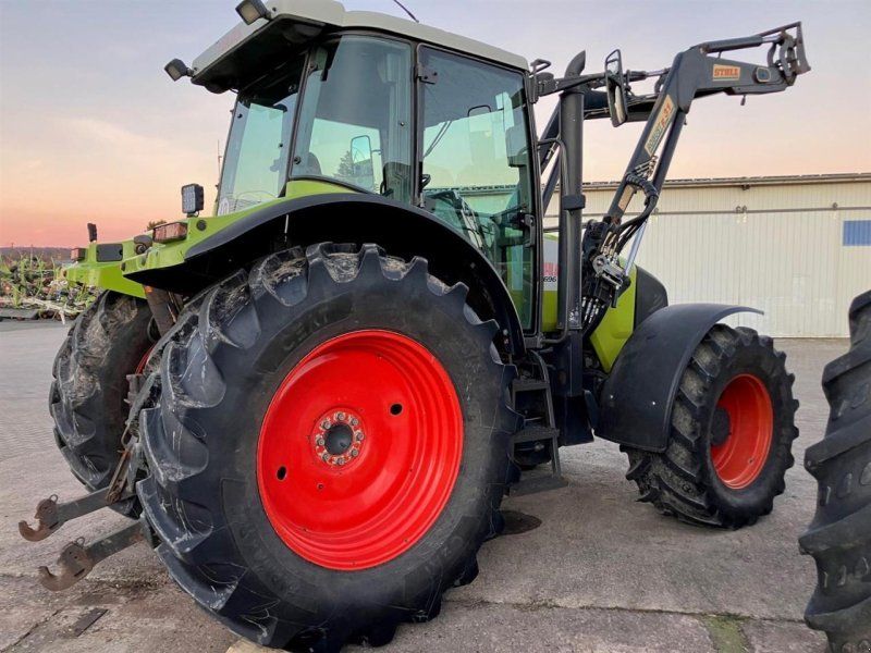 Claas Ares 696