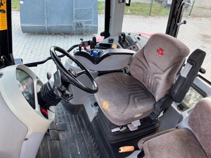 Massey Ferguson 6475
