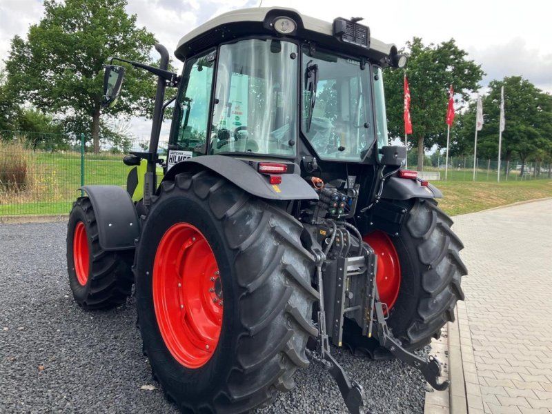 Claas Axos 240 Advanced