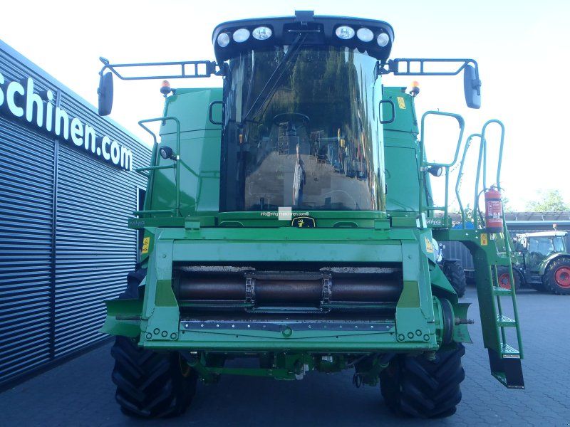 John Deere T 670