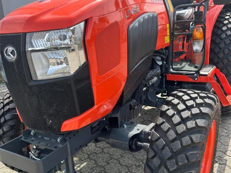 Kubota L1-452DR