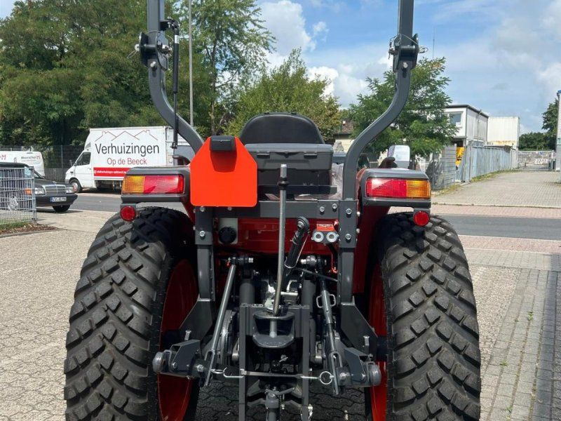 Kubota L1-452DR