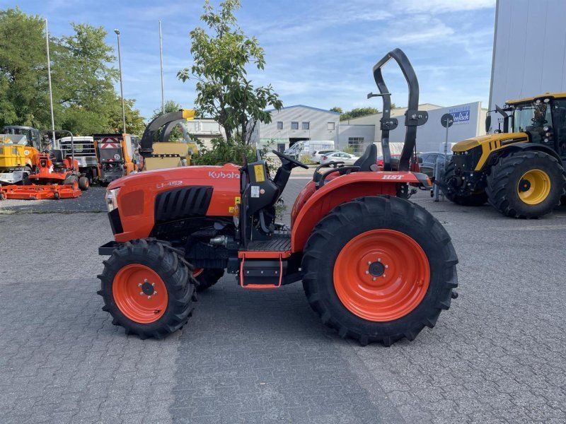 Kubota L1-452HR