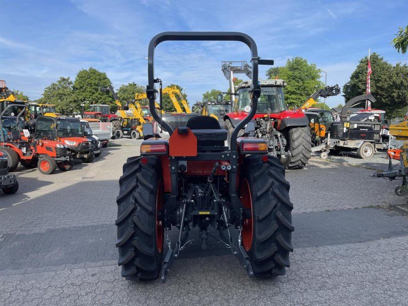 Kubota L1-452HR
