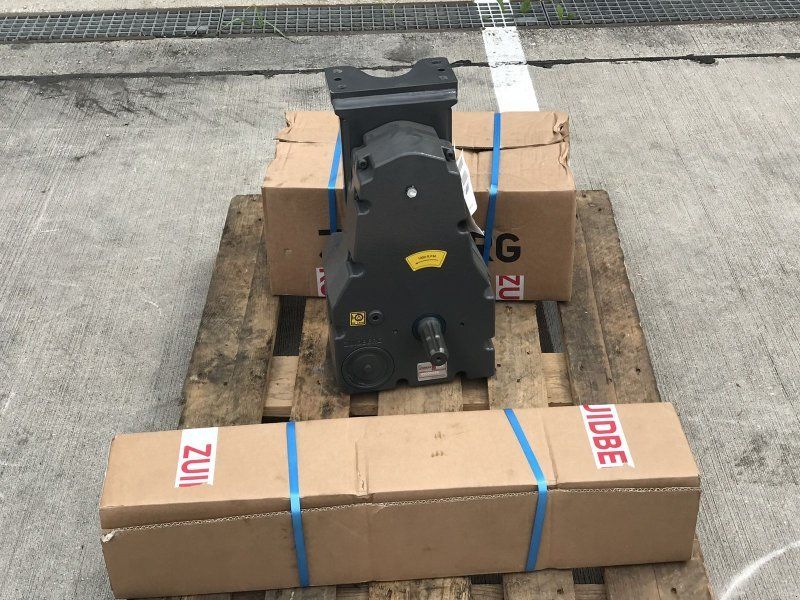 Zuidberg Frontzapfwelle zum MF 7S Efficient + Exclusive