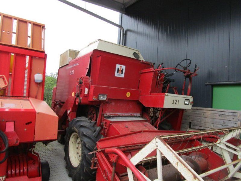 IHC  mit 2,5 m Schnittbreite