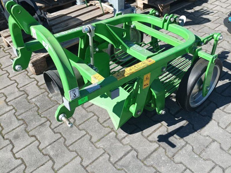 Bomet Kartoffelroder Heckauswurf