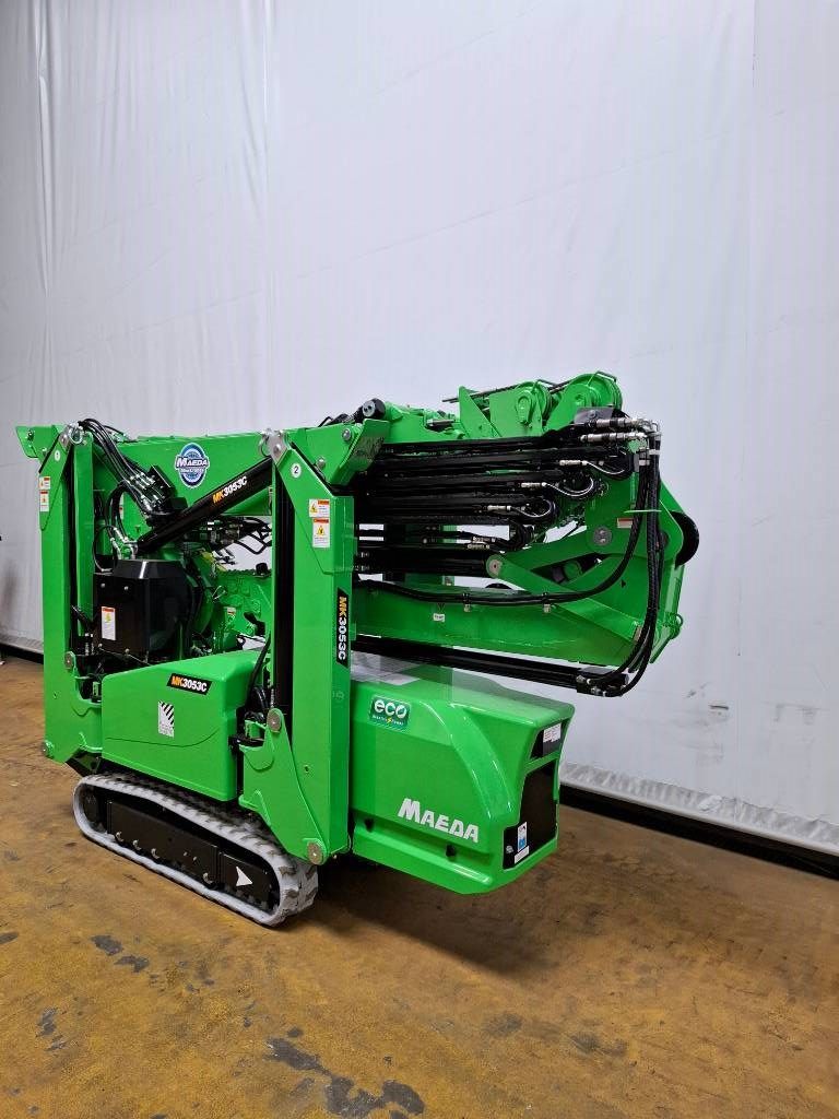 Maeda 3053C | 2025