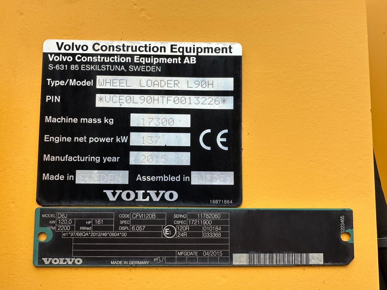 VOLVO L70H (BJR 2015) 10415 UUR