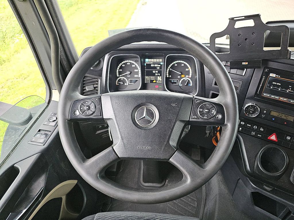 MERCEDES-BENZ ACTROS 1843