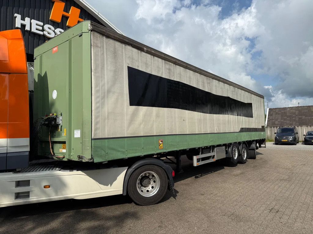 Pacton 3AS Stuuras/Lenkachse 2.500 Laadklep/LBW Hardhouten vloer