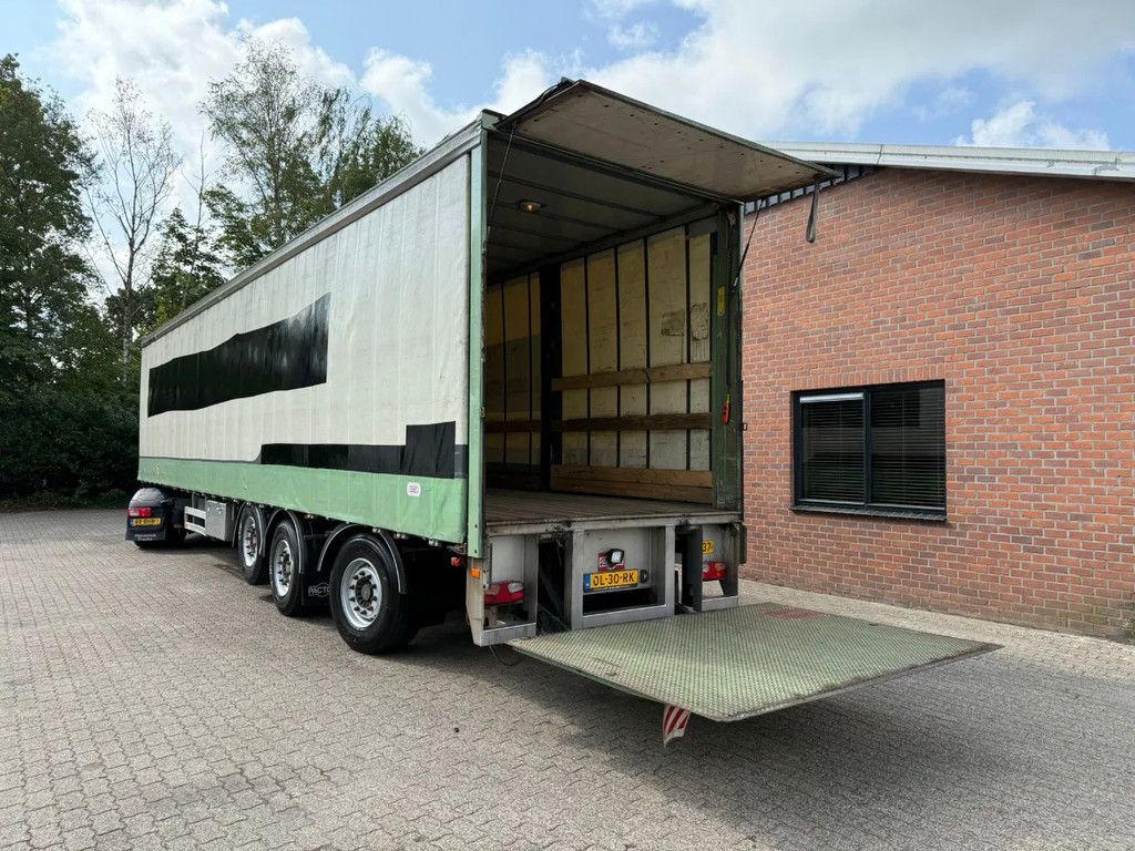 Pacton 3AS Stuuras/Lenkachse 2.500 Laadklep/LBW Hardhouten vloer