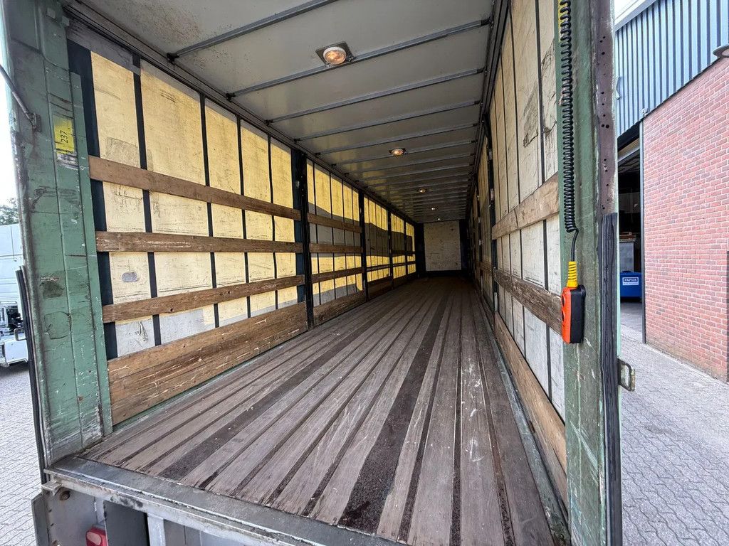 Pacton 3AS Stuuras/Lenkachse 2.500 Laadklep/LBW Hardhouten vloer