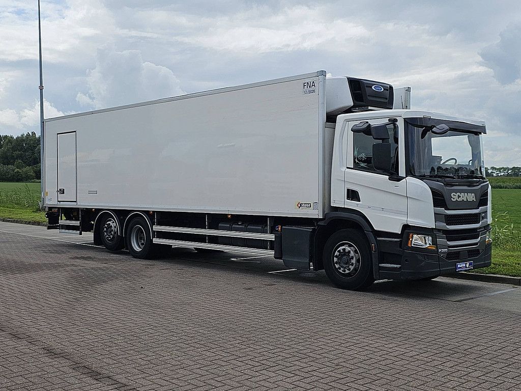 SCANIA P320 carrier d+e,6x2*4