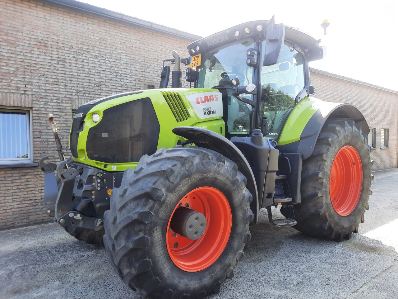 Axion 830